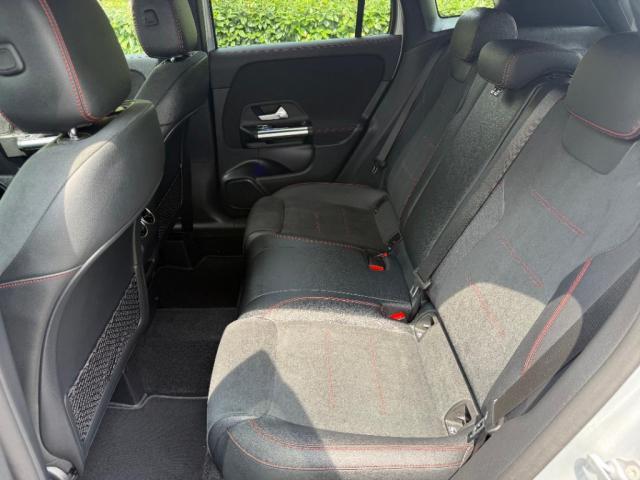 Mercedes Benz Gla image 7