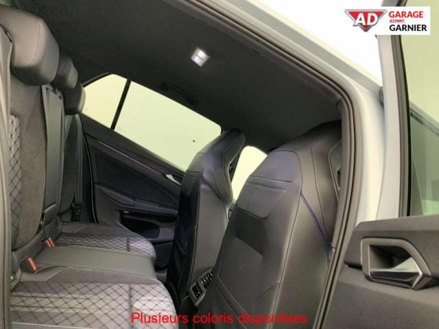 Volkswagen Golf image 8