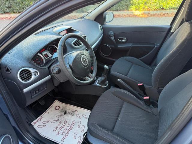 Renault Clio image 2