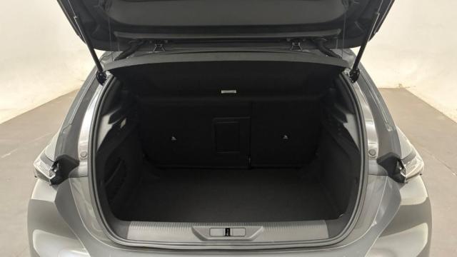 Peugeot 308 image 1
