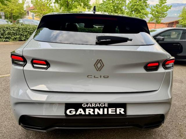 Renault Clio image 9