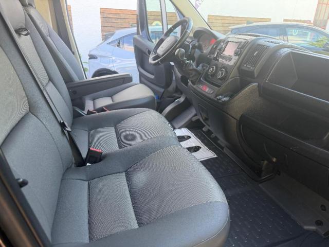 Peugeot Boxer image 9