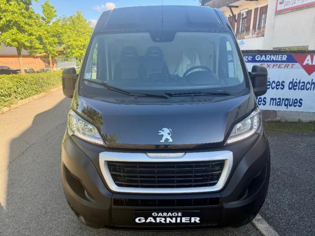 Peugeot Boxer image 1