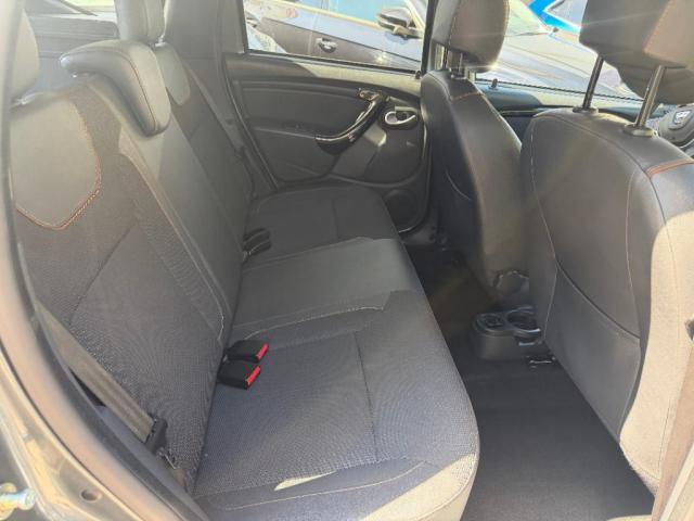 Dacia Duster image 9