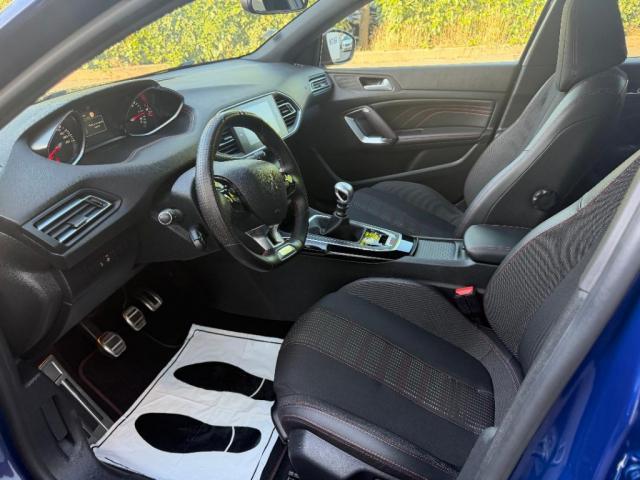 Peugeot 308 image 8