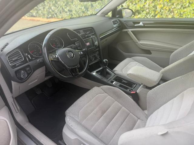 Volkswagen Golf image 7