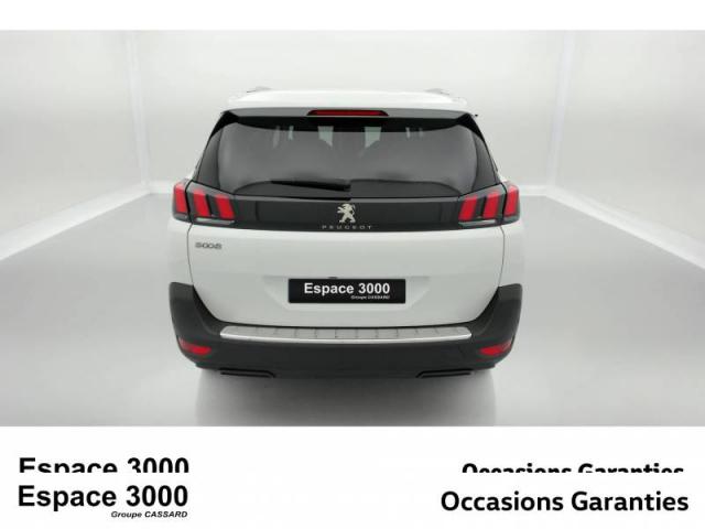 Peugeot 5008 image 3