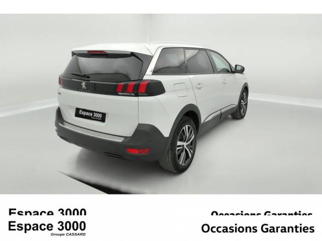 Peugeot 5008 image 4