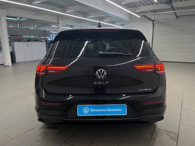 Volkswagen Golf image 6
