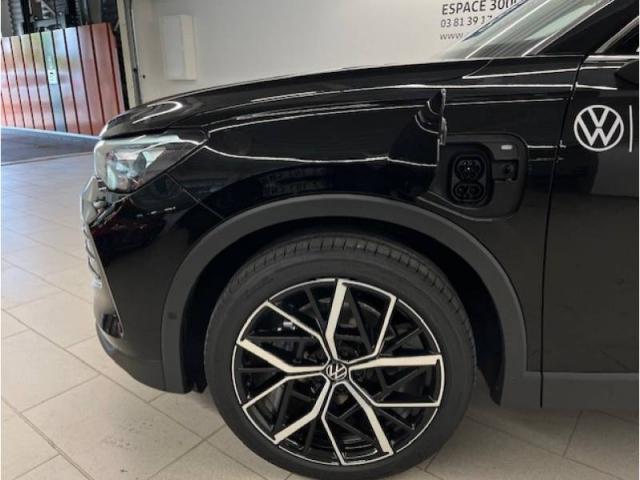 Volkswagen Tiguan image 8