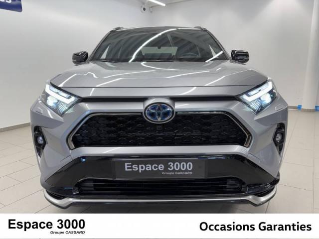 Toyota Rav4 image 8