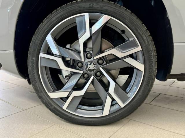 Skoda Karoq image 4