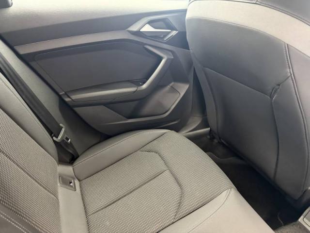 Audi A1 Sportback image 1