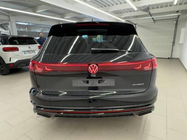 Volkswagen Touareg image 9