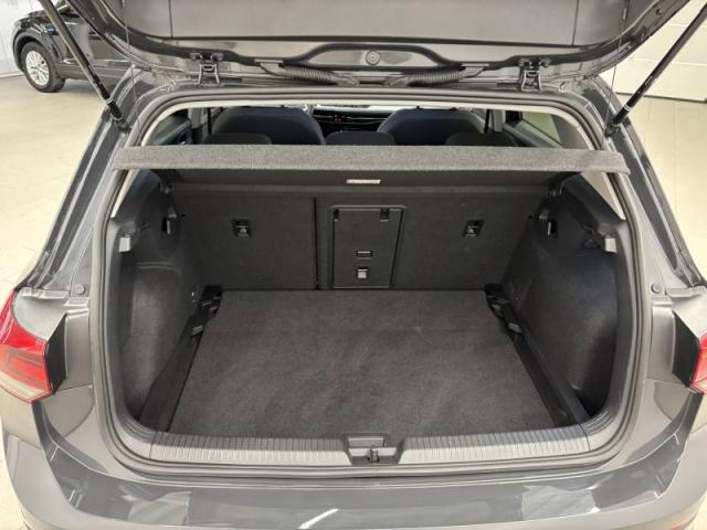 Volkswagen Golf image 4