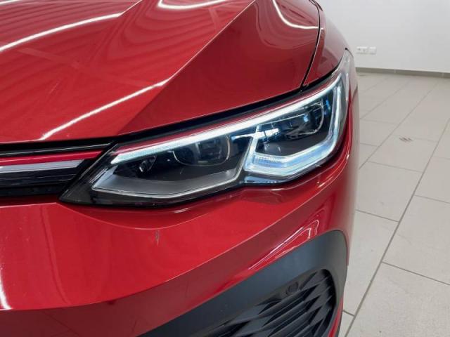 Volkswagen Golf image 9