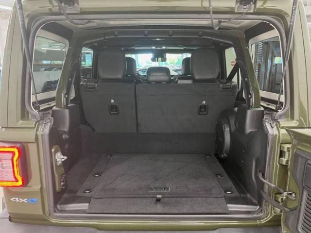 Jeep Wrangler image 9