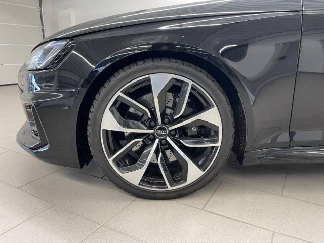Audi Rs4 Avant image 1