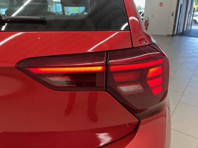 Volkswagen Polo image 9
