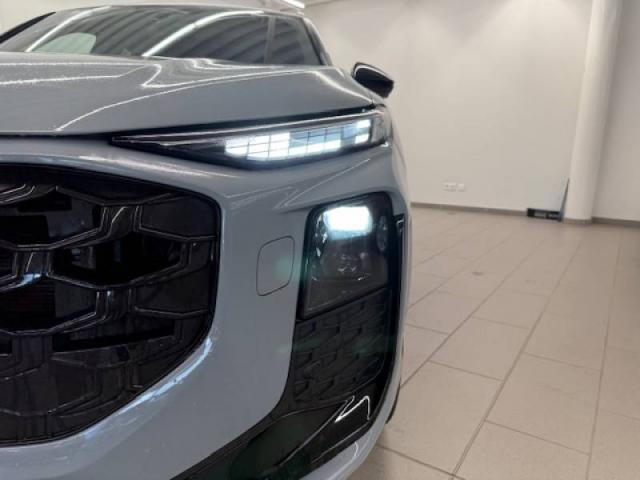 Audi Q3 image 9