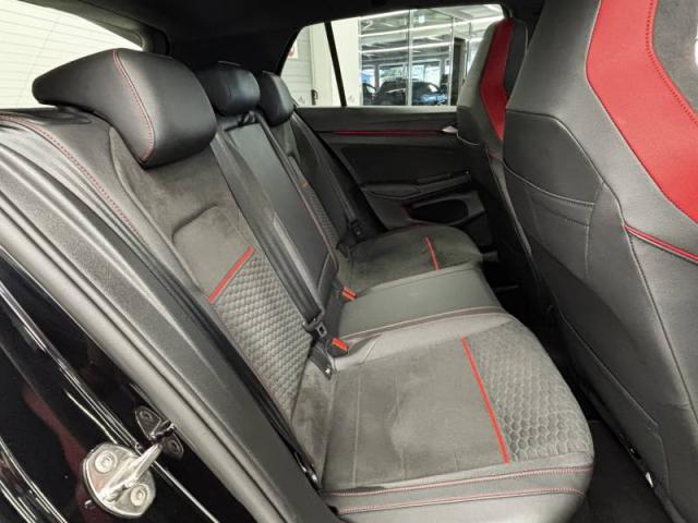 Volkswagen Golf image 4