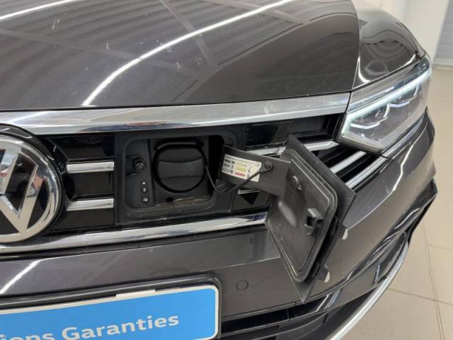 Volkswagen Passat Sw image 9
