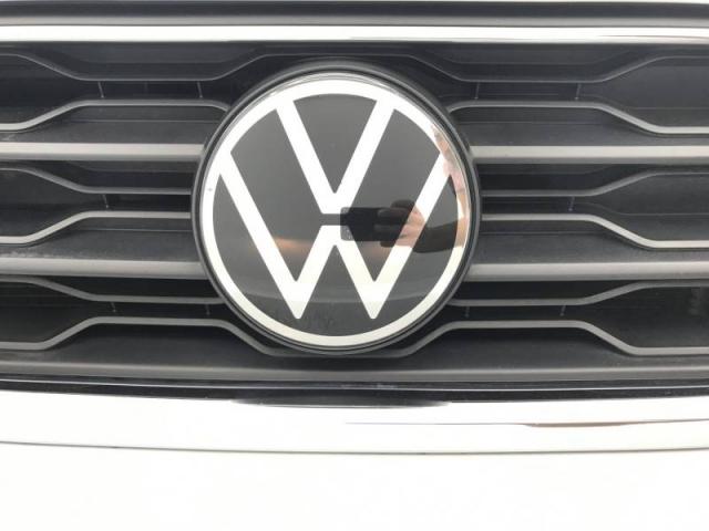 Volkswagen T-Roc image 8