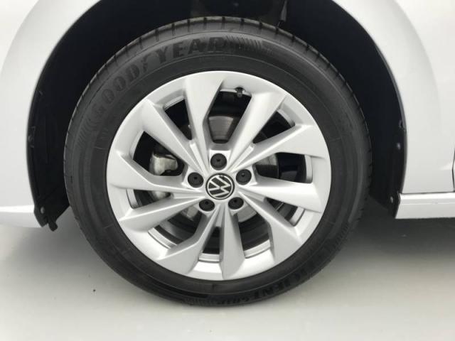 Volkswagen Polo image 8