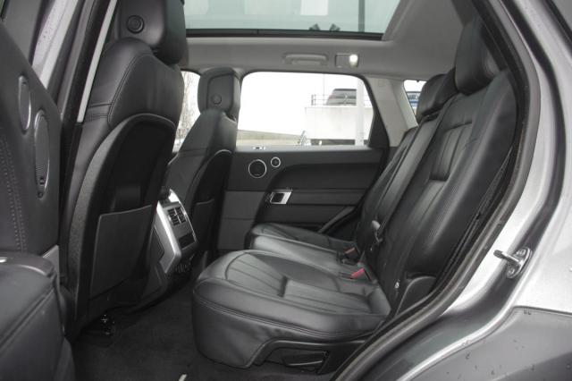 Land Rover Range Rover Sport image 7