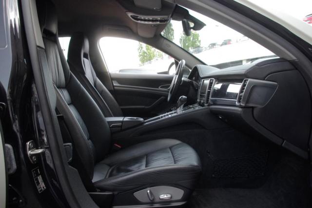 Porsche Panamera image 6