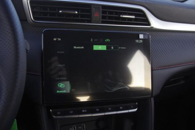 Mg Zs image 1