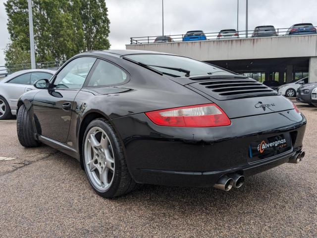 Porsche 911 image 9