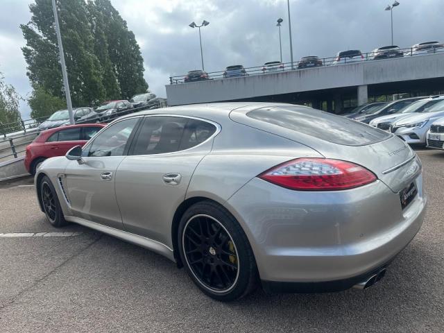 Porsche Panamera image 8