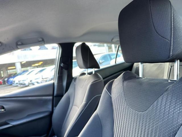 Toyota Prius image 6