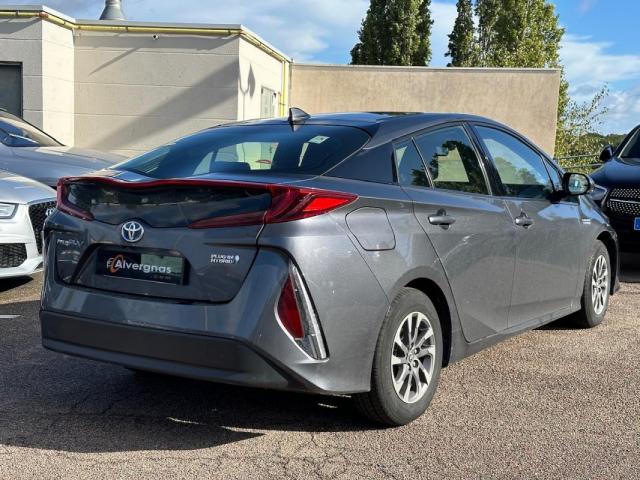 Toyota Prius image 4