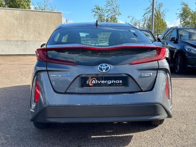 Toyota Prius image 3