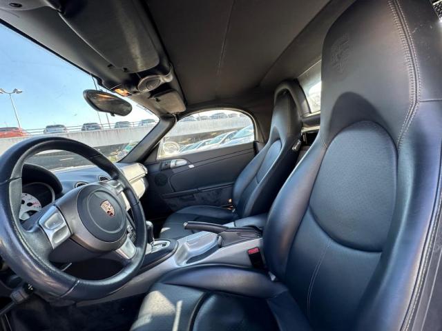 Porsche Boxster image 8