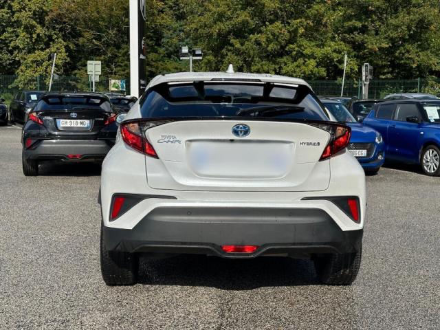 Toyota C-Hr image 9