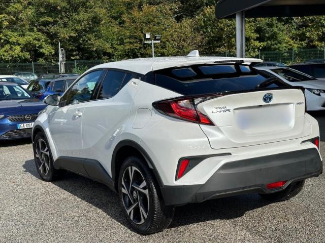 Toyota C-Hr image 1