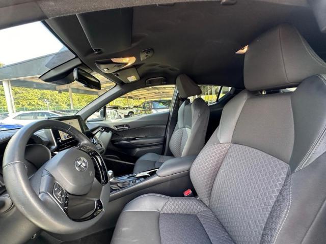 Toyota C-Hr image 5