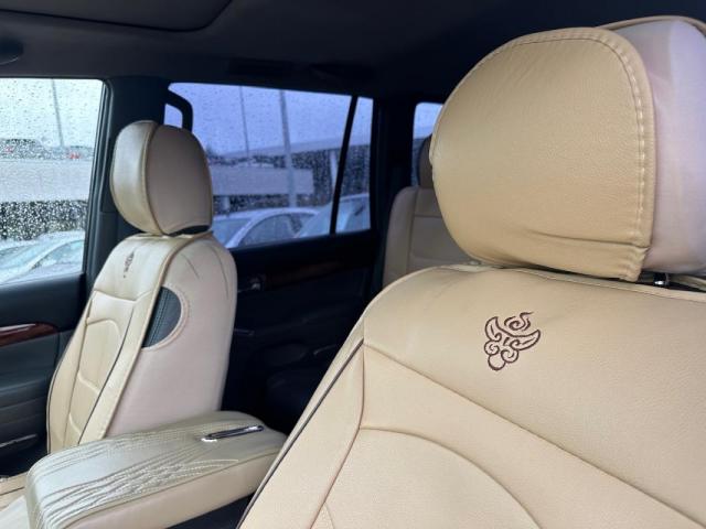 Toyota Land Cruiser image 8