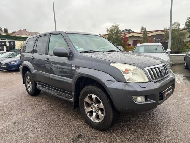 Toyota Land Cruiser image 2