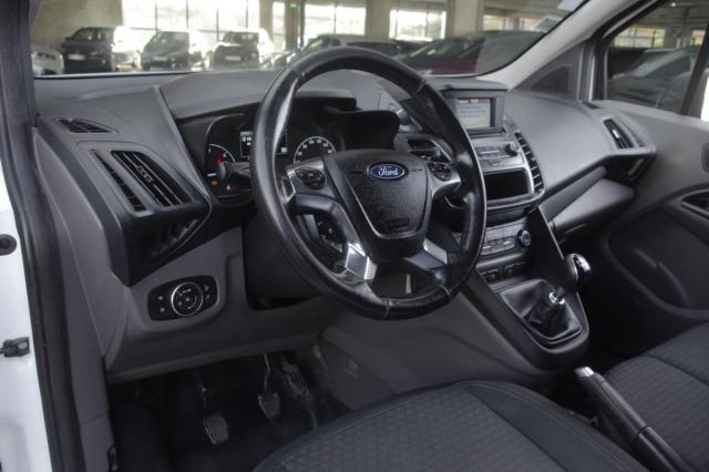 Ford Transit Connect image 6