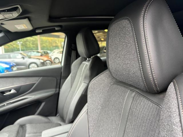 Peugeot 3008 image 8