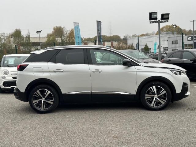 Peugeot 3008 image 1