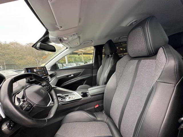 Peugeot 5008 image 2