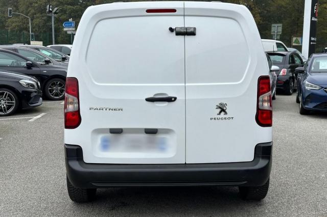 Peugeot Partner image 2
