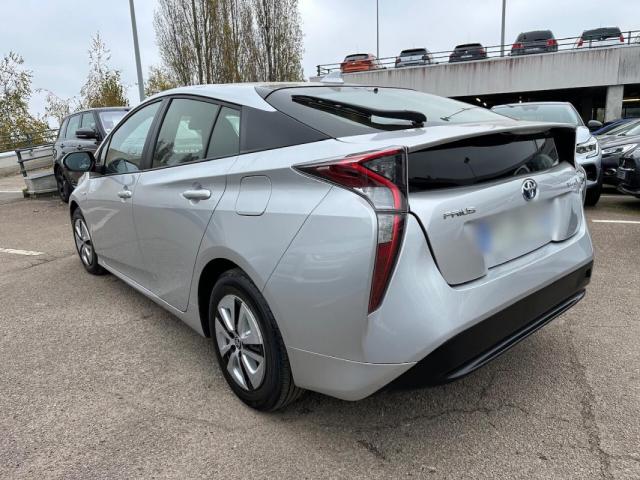 Toyota Prius image 2