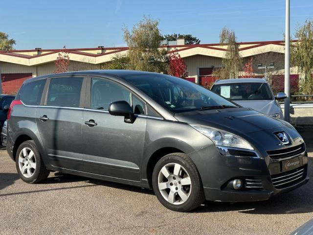 Peugeot 5008 image 3