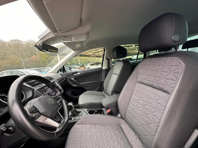 Volkswagen Tiguan image 8